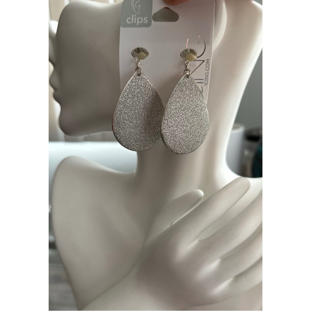 Brand New! Sparkly Silver Clip On Earrings - Picture 2 of 5